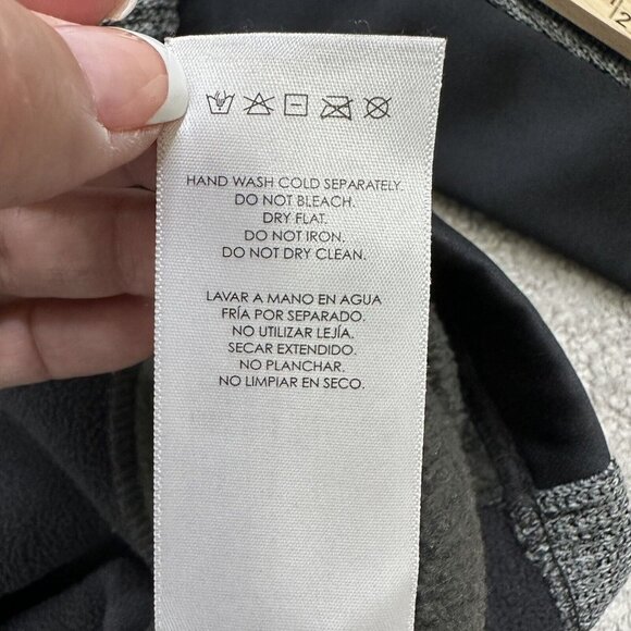 Spyder Men's Pull Over 1/4 Zip Long Sleeve Sweater Size M Gray Black Mock Neck - Picture 11 of 11